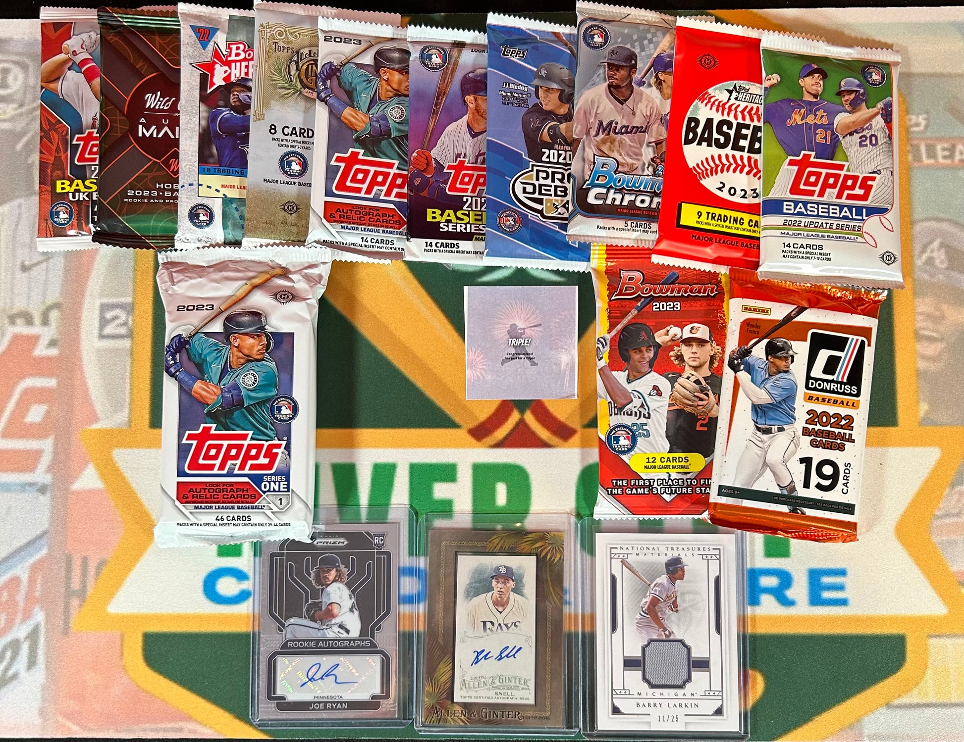 The Original Awesome Box of baseball cards – River City Cards & More